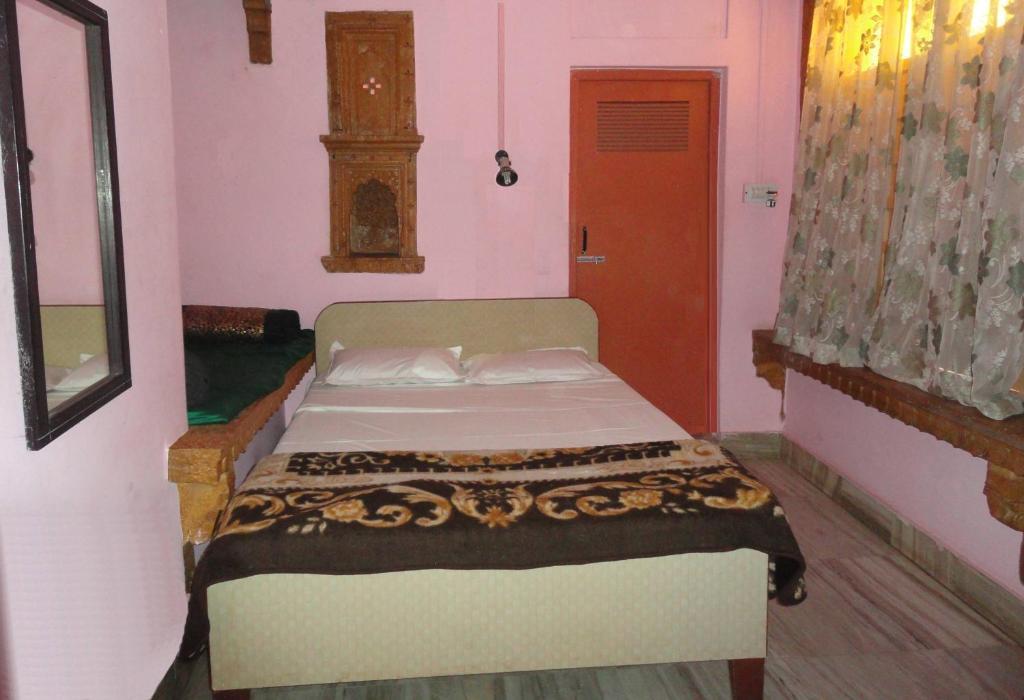 Hotel Jeet Mahal Jaisalmer Rum bild