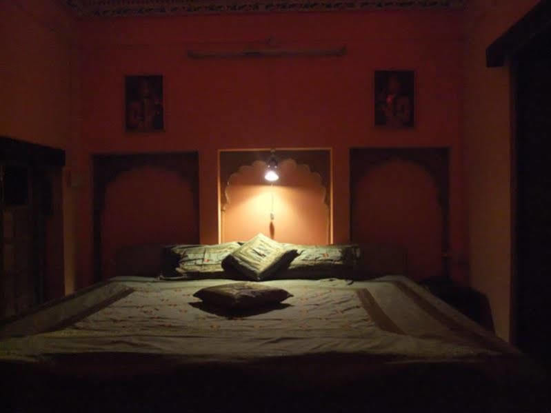 Hotel Jeet Mahal Jaisalmer Exteriör bild
